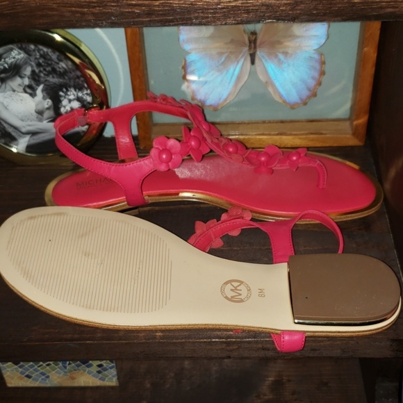 New Michael Kors Tricia 3D Floral Thong Sandal 8 - Picture 8 of 8